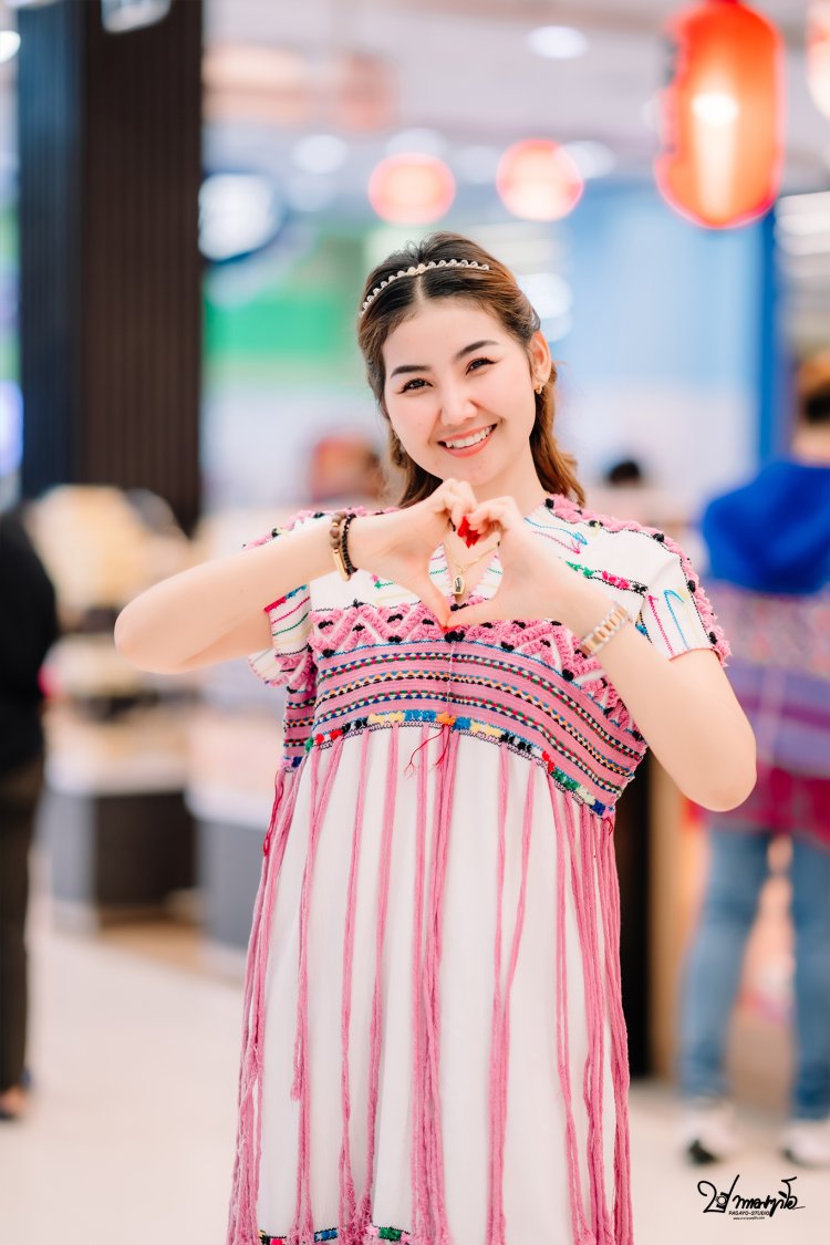 สาวกะเหรี่ยง May May - Kleepo Fashion Show 2023 โรบินสันแม่สอด | ช่างภาพกะเหรี่ยง ปากาญอสตูดิโอ ภาพที่ 3